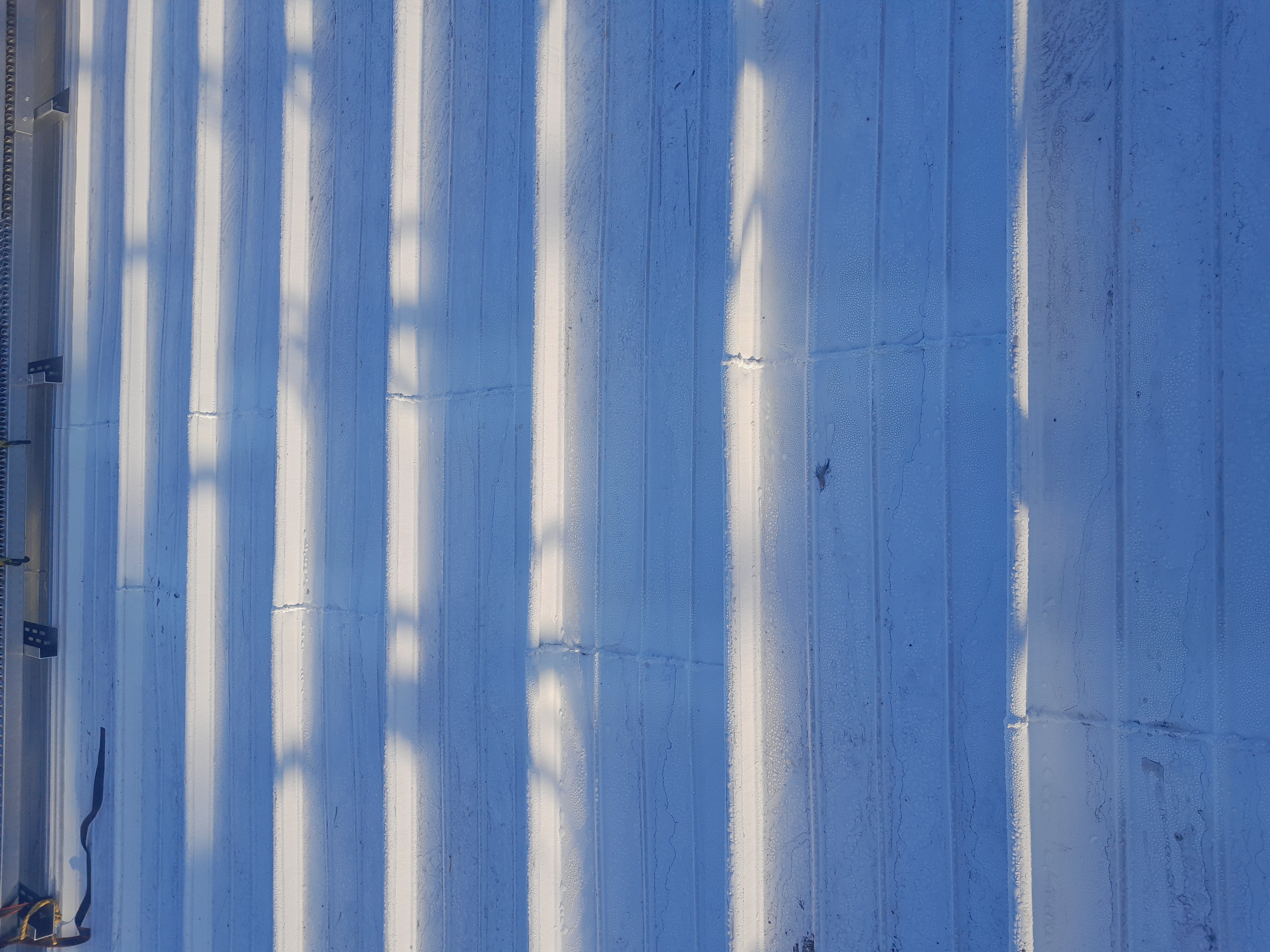 Standing seam roof working environment at airport